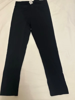 Leggings - Leggings i storlek XS/S & köpta på VILA. 🌸 aldrig använts. 💓