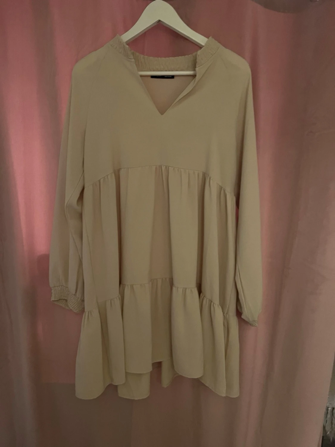 Beige klänning - 1