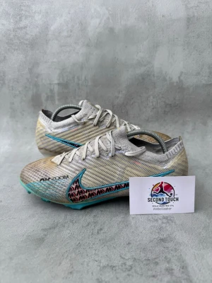 Nike mercurial - Nike Mercurial 15  Storlek: 40 Skick: 6/10