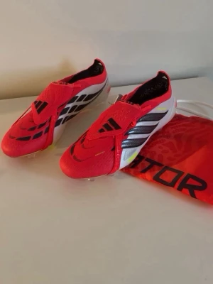 Adidas Predator Elite FT Fotbollsskor - Adidas Predator Elite FT fotbollsskor som är helt nya. Påse och låda ingår. Storlek 43 1/3. Skickar snabbt⚽️