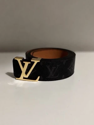 Lv bälte  - helt ny, Lång frakttid