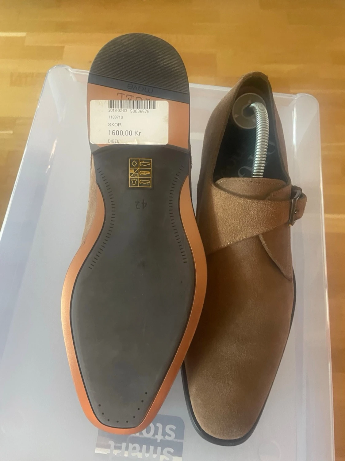 Bruna mocka loafers från Digel - 1