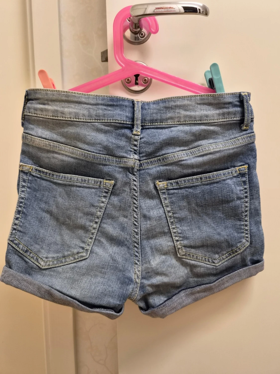 Blå jeansshorts från H&M Divided 34 - 2