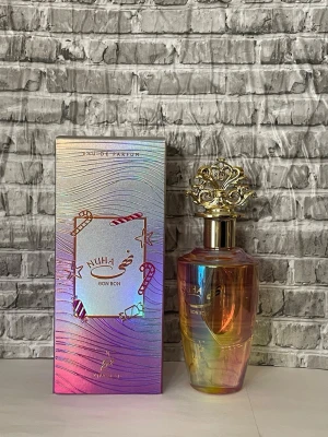 Nuha Bon Bon khadlaj  - Nuha Bon Bon Eau de Parfum från khadlaj lanserades 2026. 85ml flaska. Endast testad. Se bilder för mängd kvar och noter. 