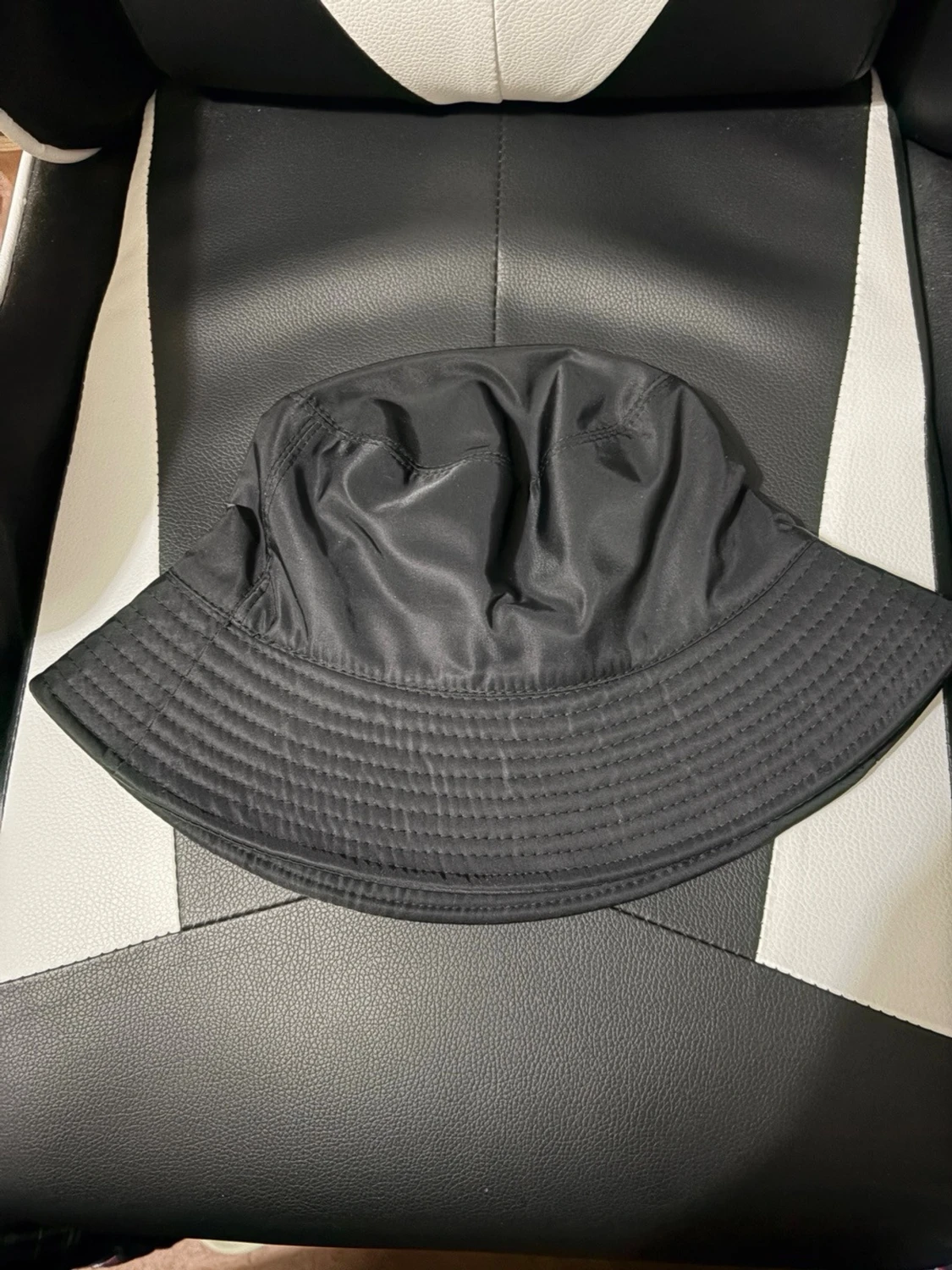 Prada bucket hat - 2
