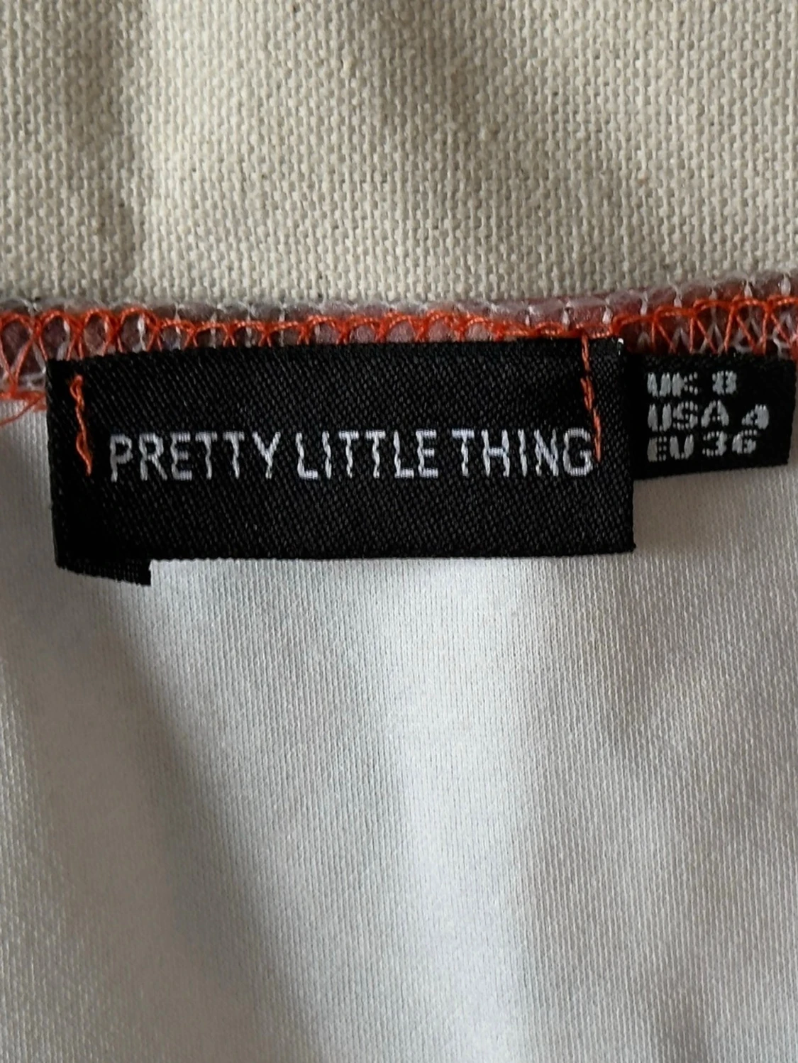 Färgglad tubklänning med mönster - 2