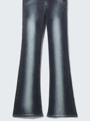 Cheap monday jeans - Jeansen är använda men inte skadade någonstans! Säljer för att de inte passar längre 