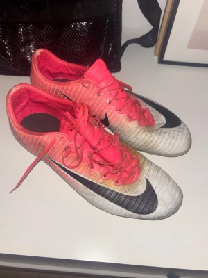 Nike Mercurial - Nike Mercurial Vapor Elite, billigt pga spricka under skon