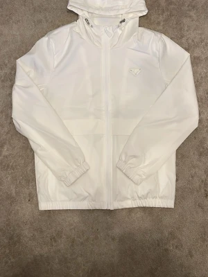 Paris Vindjacka  - Helt ny. Storlek S.