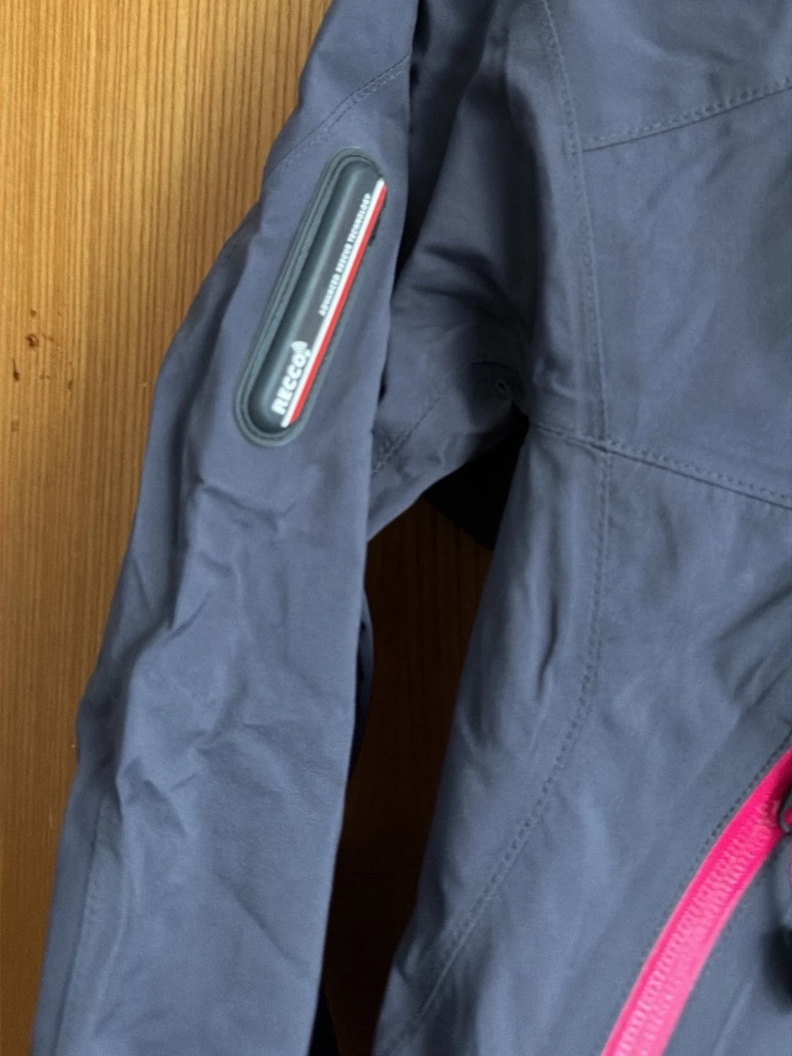 Peak Performance vindjacka mörkgrå/rosa - 2