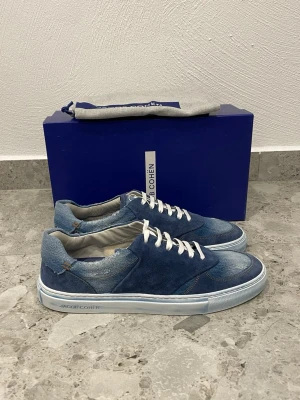 Helt Nya Jacob Cohen skor  - Helt Nya Jacob Cohen Skor || Storlek 44 || Nypris ca 4000kr || Mitt pris 2699kr || Tveka inte på att höra av dig vid frågor eller funderingar 