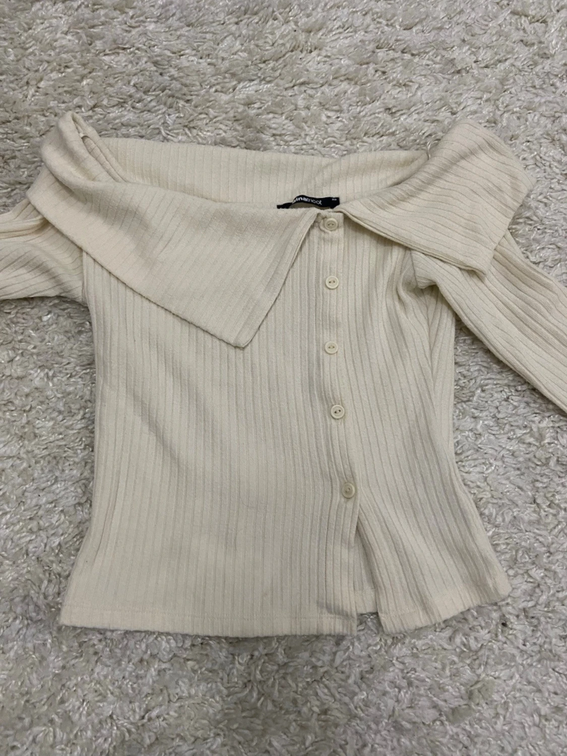 Offshoulder ribbad topp  - 1