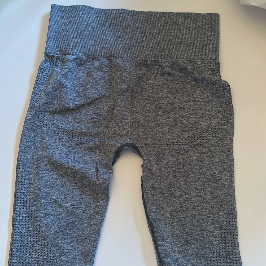 Grå/blåa träningstights från Gymshark - 90