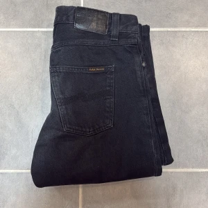 Nudie Gritty Jackson - Riktigt snygga nudie jeans med lite bredare passform | storlek W 29 L 33 | 