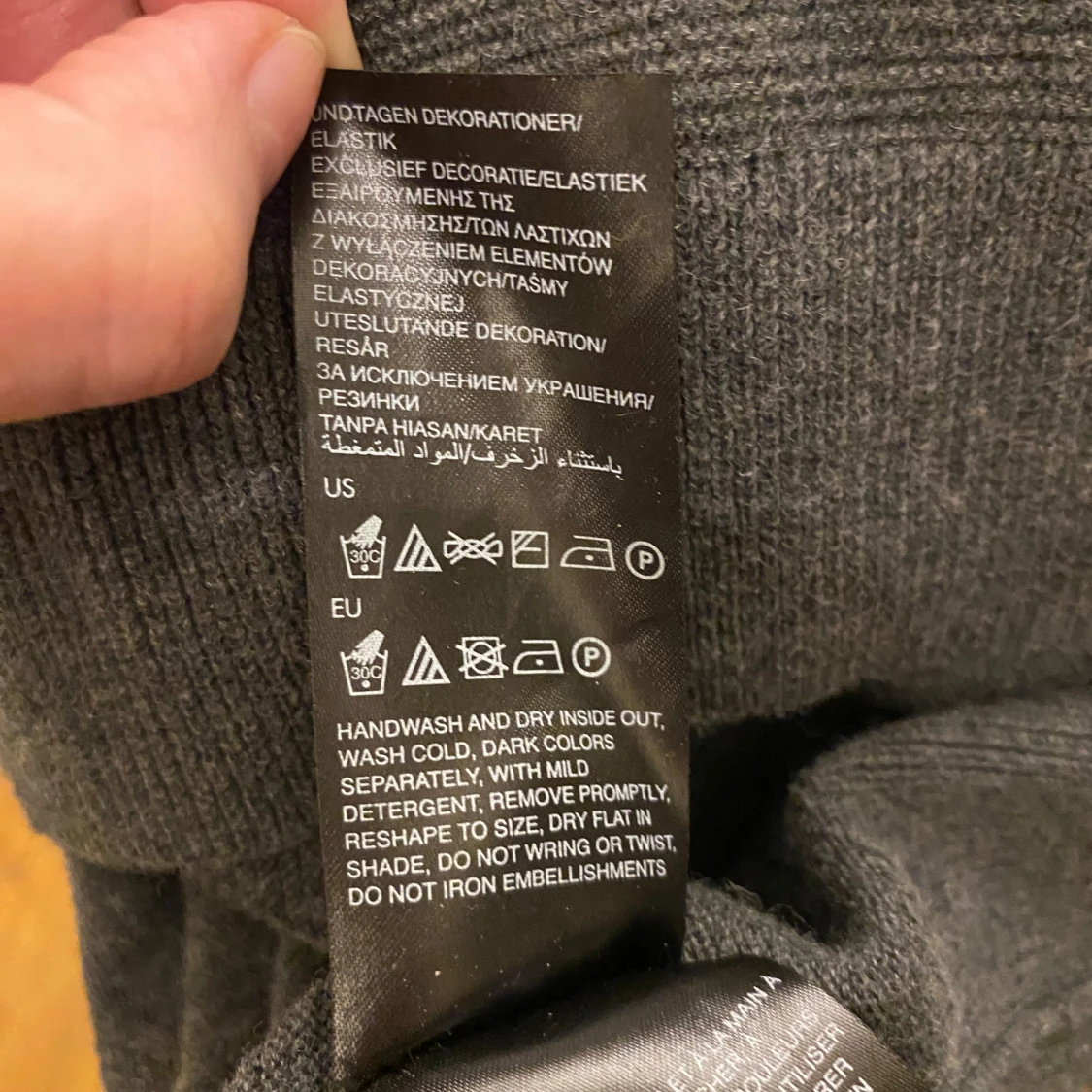 Grå stickad tröja från Calvin Klein Jeans - 92