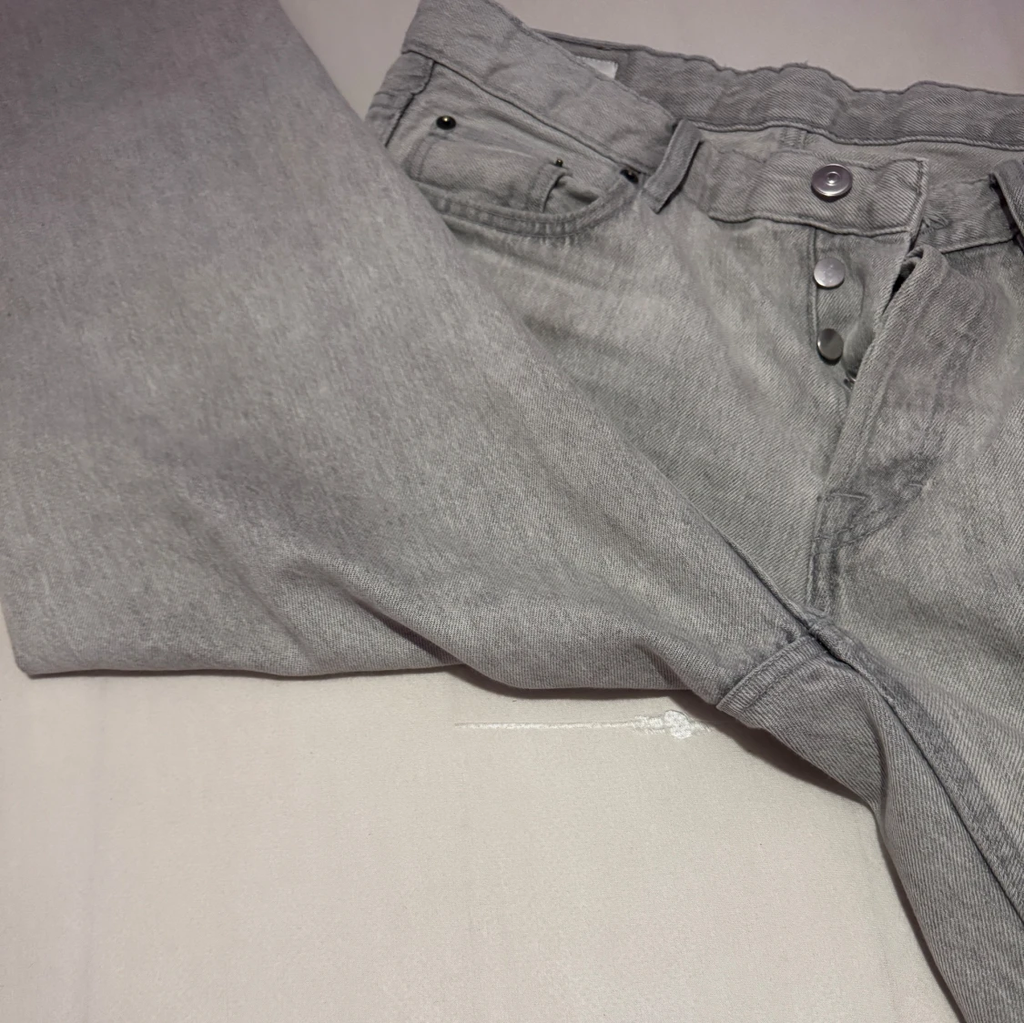 Grå jeans från Zara - 3