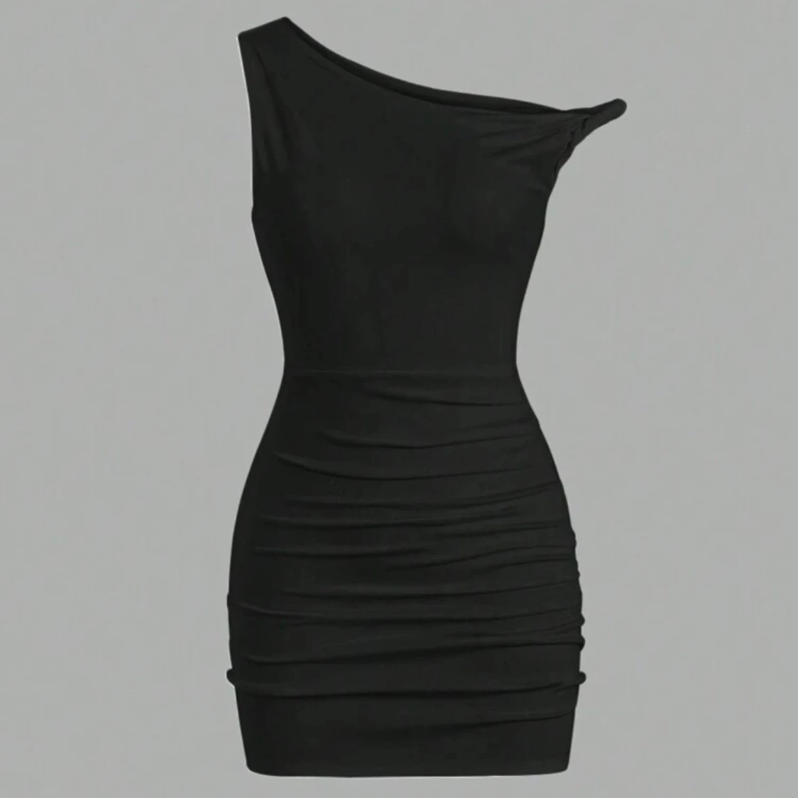 Svart oneshoulder klänning