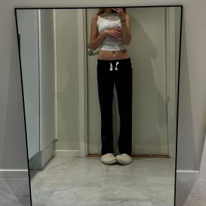 Russemerch byxor  - Marinblå russemerch byxor i strl xxs Förlängda nertill me ca 2-3cm 