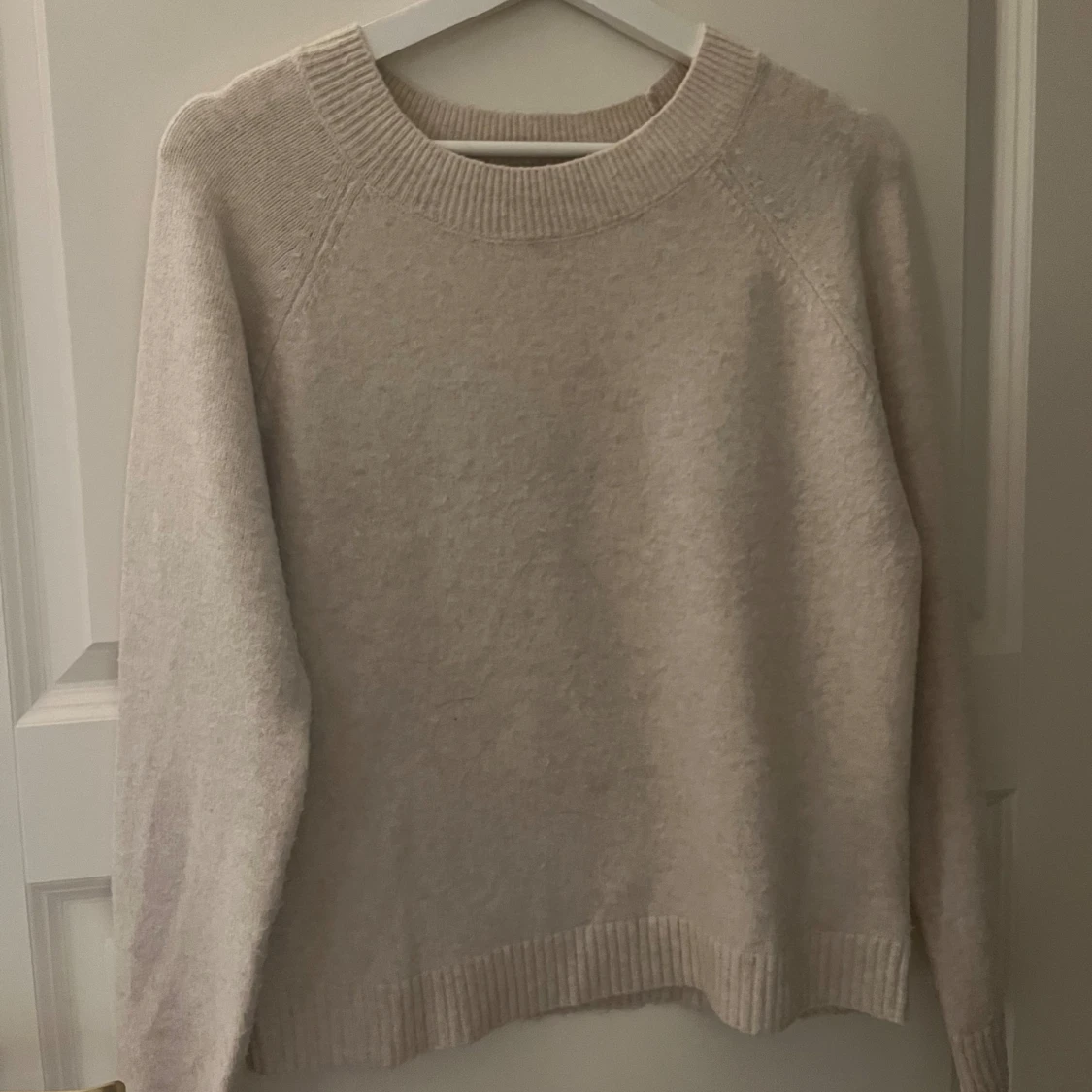 Vit Stickad Tröja - 91