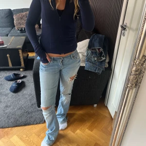 Lågmidjade fornarina jeans - Säljer dessa lågmidjade bootcut jeansen från fornarina 
