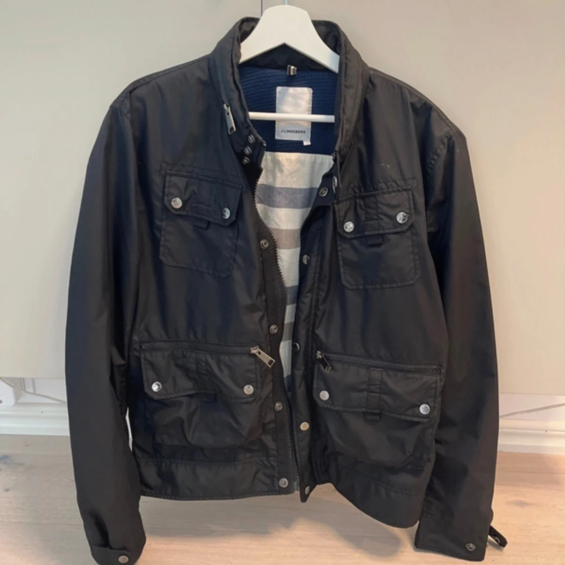 J Lindberg jacka 