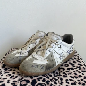 Maison margielas  - Ganska dålig kondition säljer för billigt