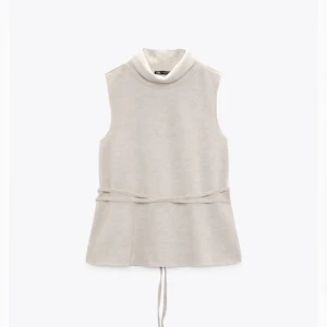 Stickad topp - Knappt använd i storlek S