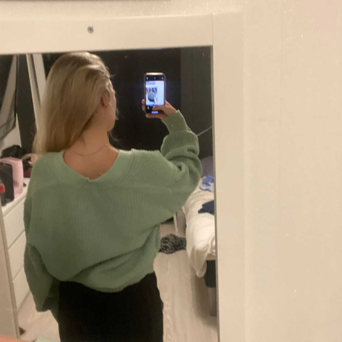 Grön stickad kofta - 90