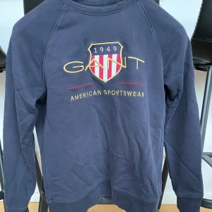 Tröja - Säljer denna gant tröja som är i bra skick. Inte särkilt använd och har inga defekter. 