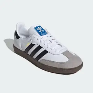 Adidas samba og skor, använda men i bra skick