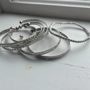 Snygga silverarmband i olika stilar - Söt! Ej rostfri 