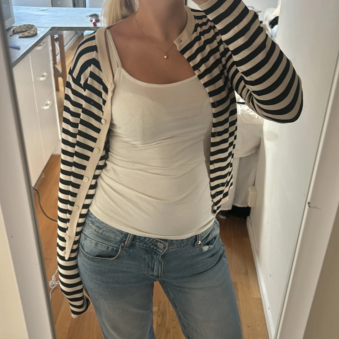 Jättefin randig kofta från HM