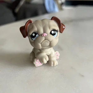 Littlest Pet Shop - Lps Bulldog