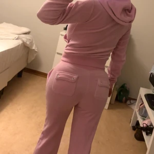 Juicy couture i XXS - Köpt för två år sedan, använt 2 ggr. I nyskick. 