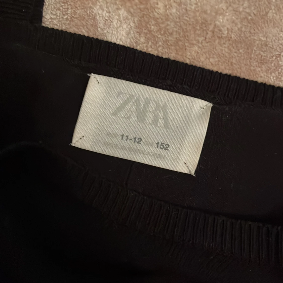 Svart tröja från Zara - 92