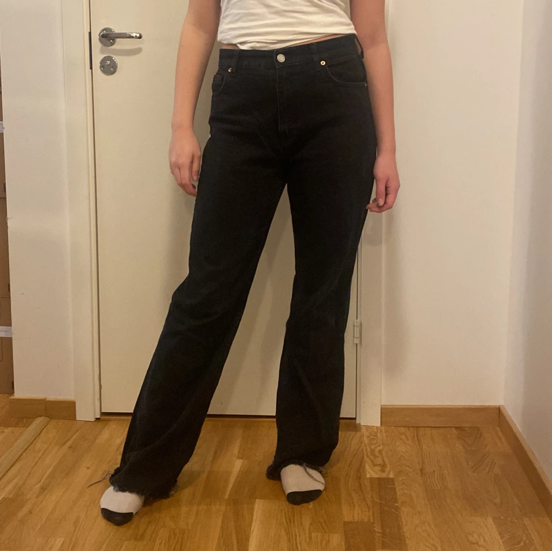 Svarta wide leg jeans från FB Sister