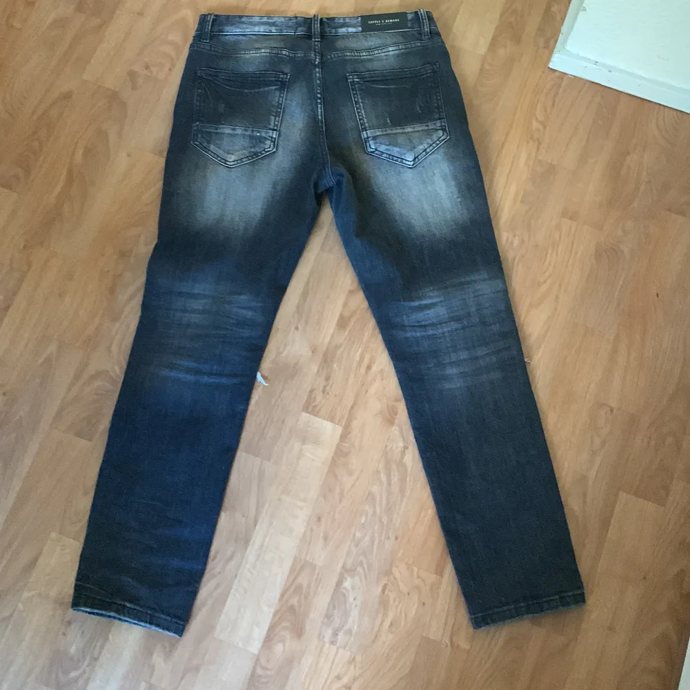 30W - Small. Jeans & Byxor.