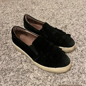 Dasia skor - Snygga dasia skor i storlek 38💕