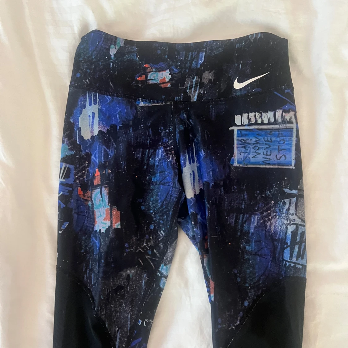 Mönstrade träningstights från Nike - 1