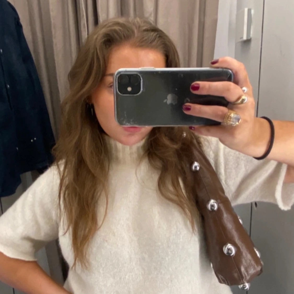 Vit stickad tröja - 1