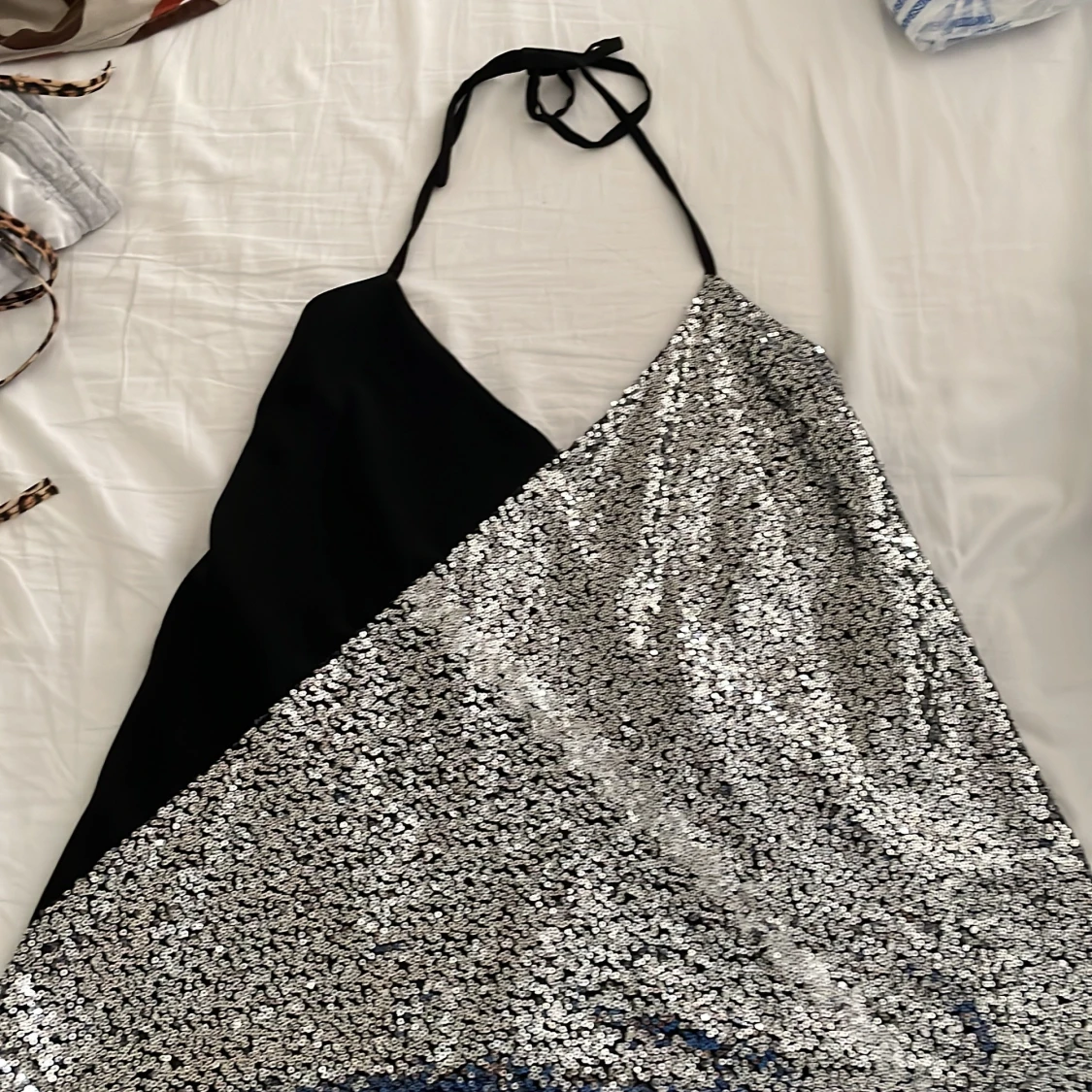 Svart och silver paljettopp 