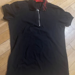 Tröja  - 150kr för alla tre