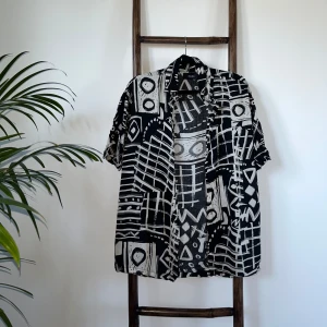 Skjorta  - Mans skjorta som jag använt som en oversized eller pullover 