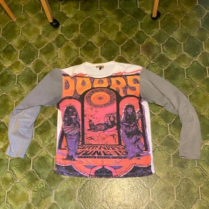 Vintage longsleeve  - Longsleeve vintage Jack and Jones, storlek Large. Skick 9/10