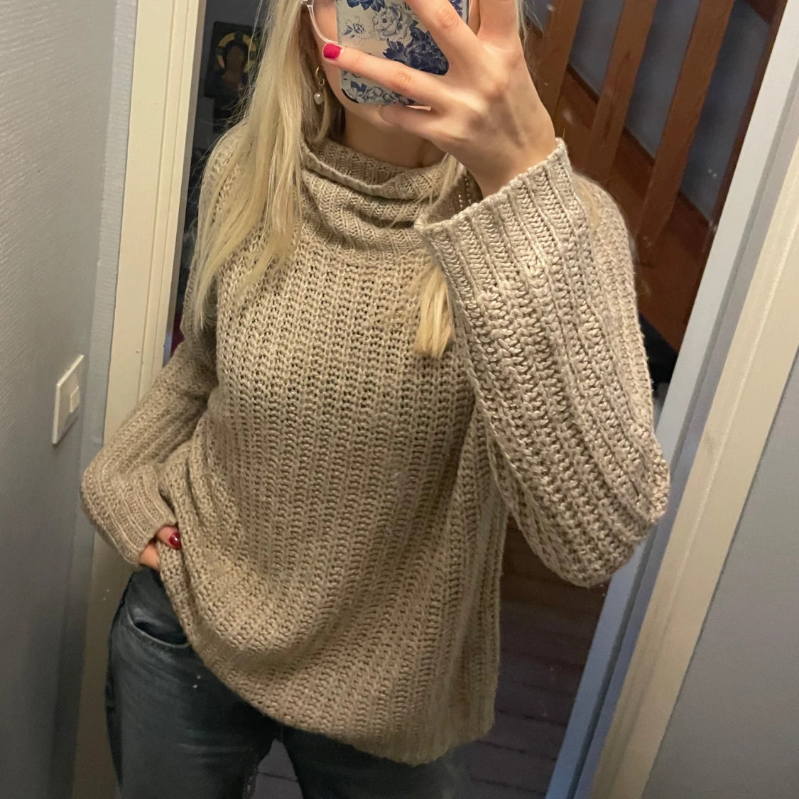 Beige stickad polotröja - 90