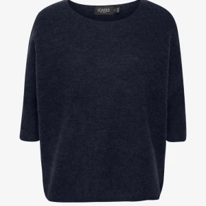 Trekvartsärm  - Stickad tröja, trekvartsärm❤️ ifrån soaked in luxury, köpt för 699kr 