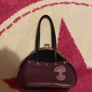 Snobben väska - Jättefin orginal snobben/snoppy väska vintage från 2009 