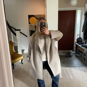 Beige hm kappa - Jätte fin beige hm kappa 