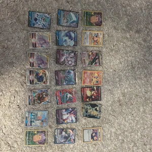 En sjuk pokemon collection - Alla kort är i bra skick, om någon vill ha ett enskilt kort skriv till mig privat så meddelar jag pris till er
