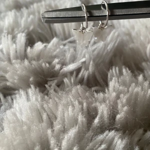 Säljer dem fina örhängenerna🤍 - One size 